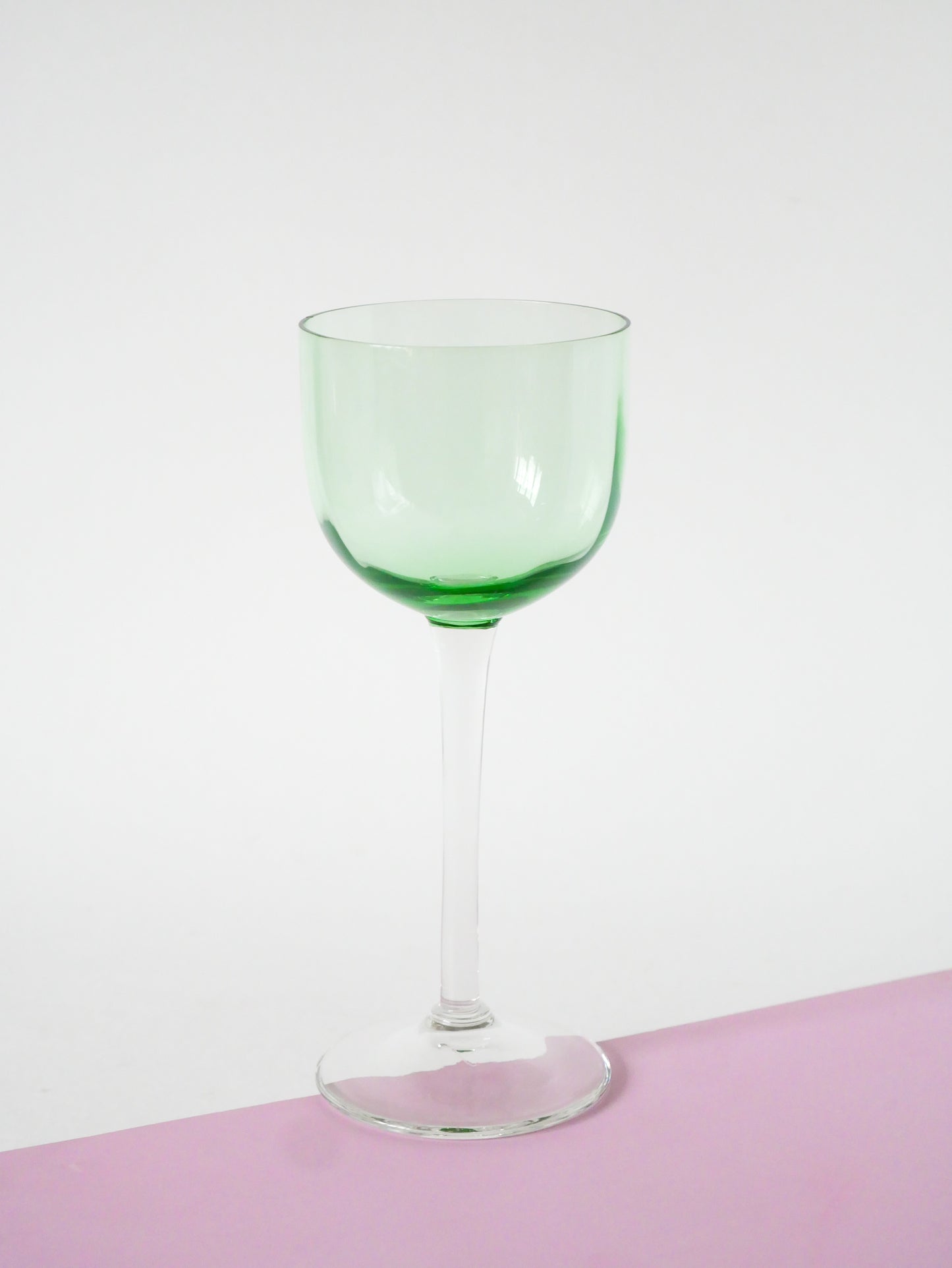 Ensemble de 7 verres à vin très hauts, Vert, Art Nouveau, 1900