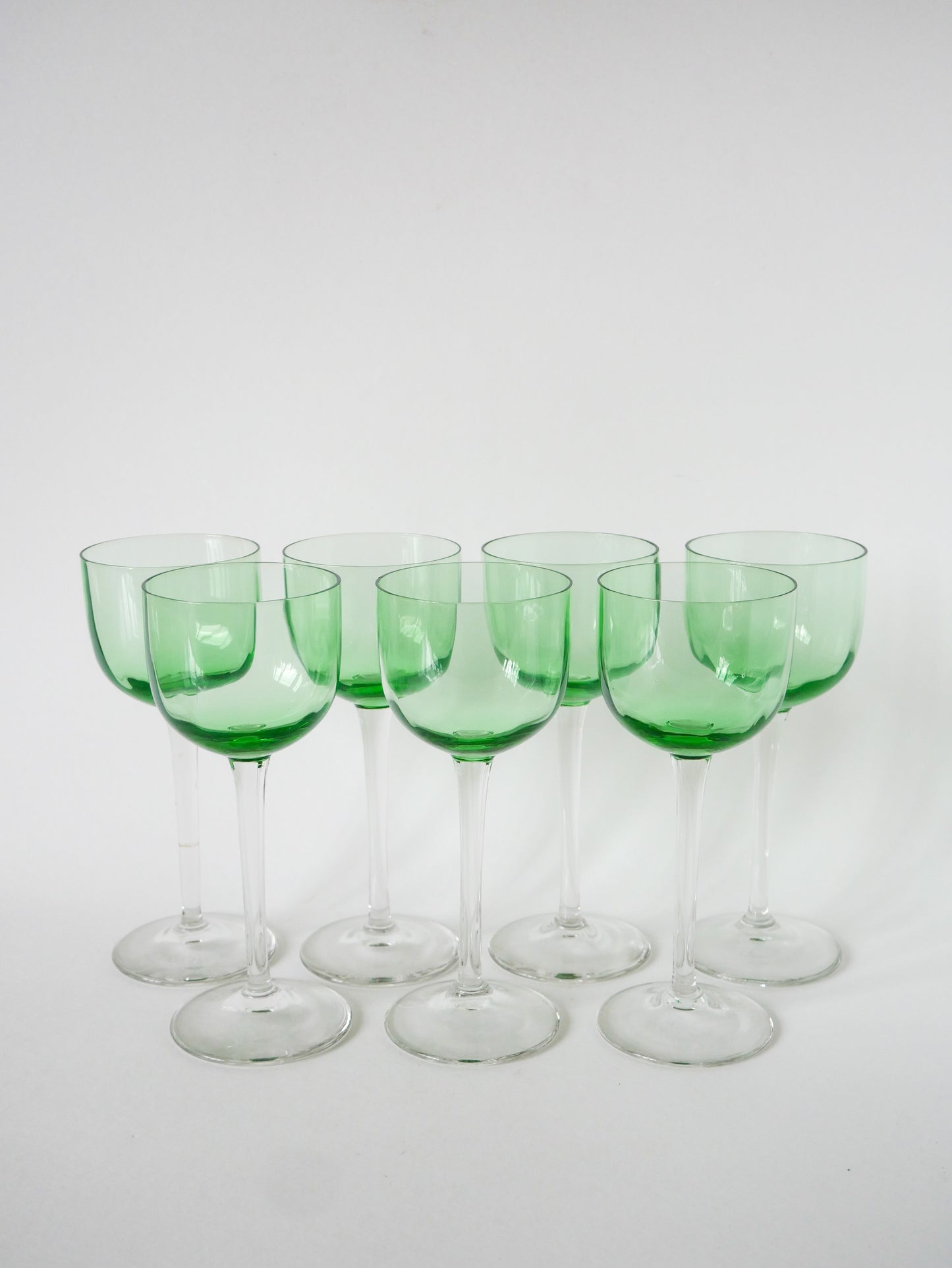 Ensemble de 7 verres à vin très hauts, Vert, Art Nouveau, 1900