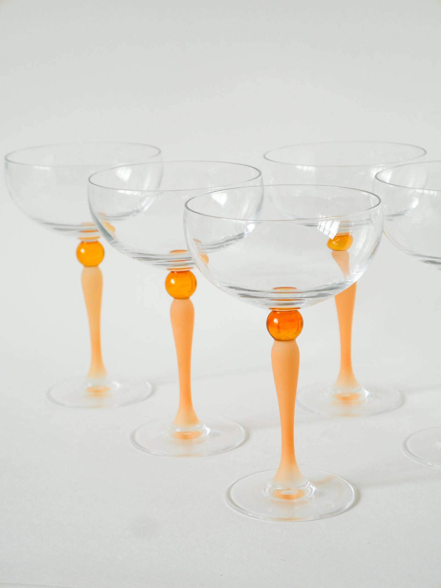 Lot de 5 coupes à champagne en verre dépoli Orange, Art Nouveau, 1900