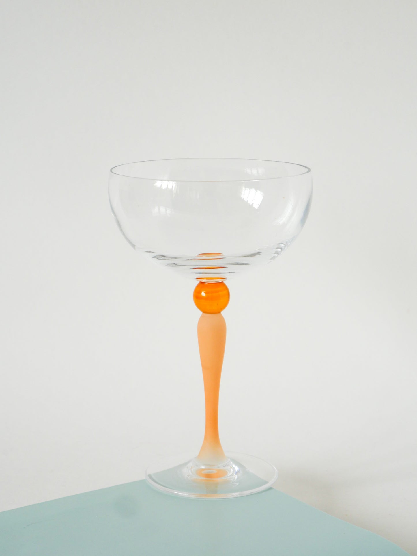 Lot de 5 coupes à champagne en verre dépoli Orange, Art Nouveau, 1900