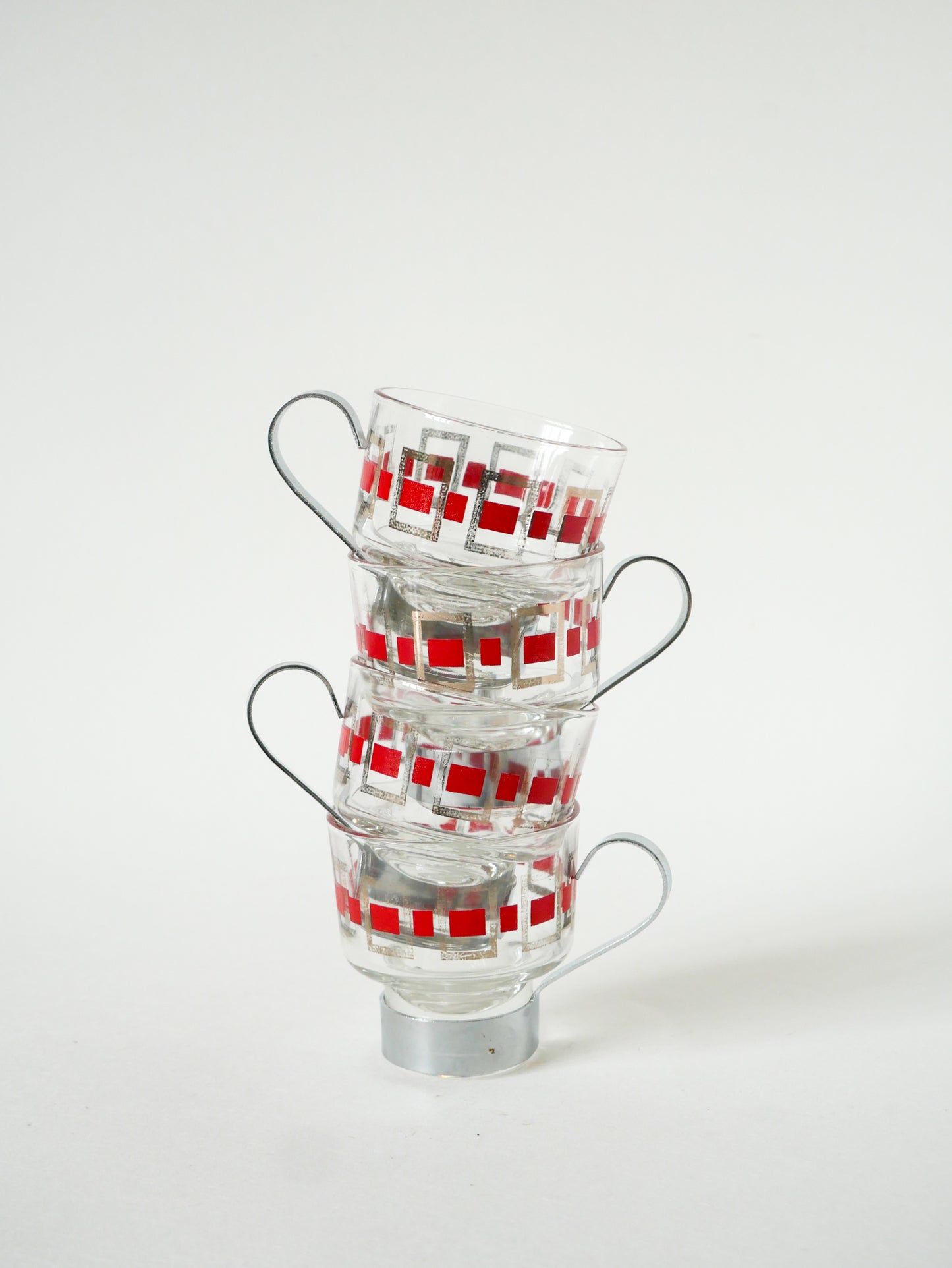 Lot de 4 tasses à café en verre et métal, Rouge et Argenté, 1970