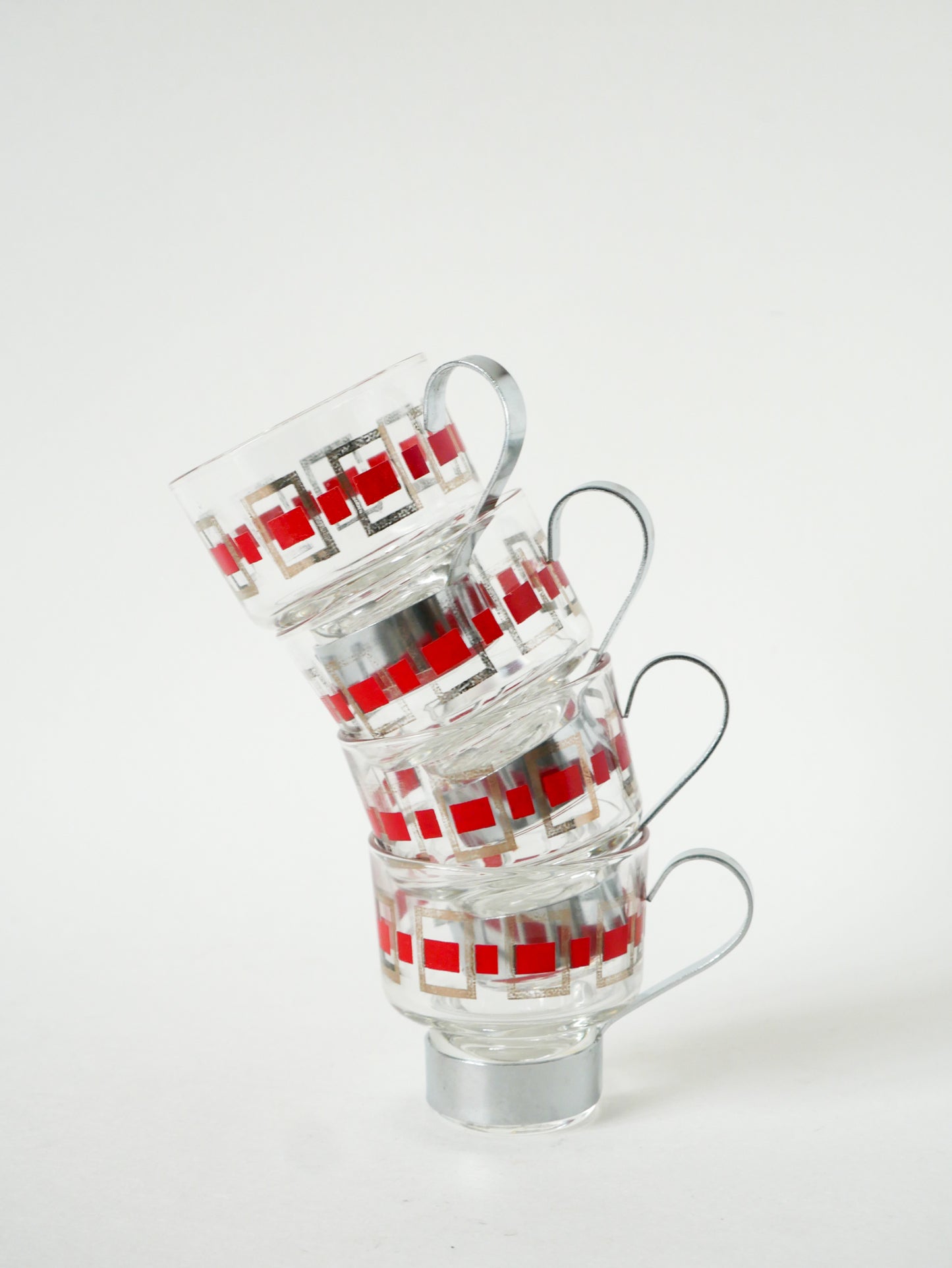 Lot de 4 tasses à café en verre et métal, Rouge et Argenté, 1970