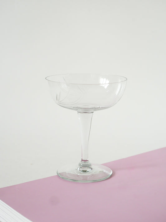 Ensemble de 7 coupes à champagne en cristal gravé, 1940