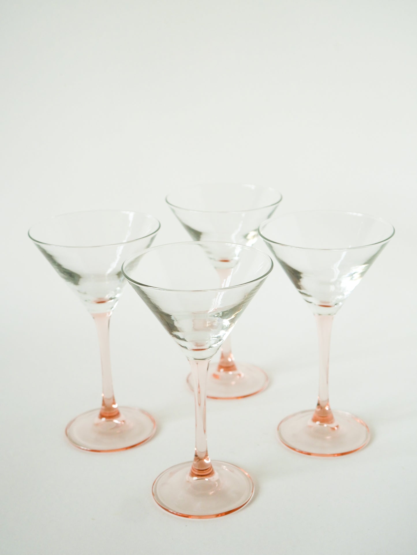 Lot de 4 verres à cocktails à pieds Rose, Design, 1970