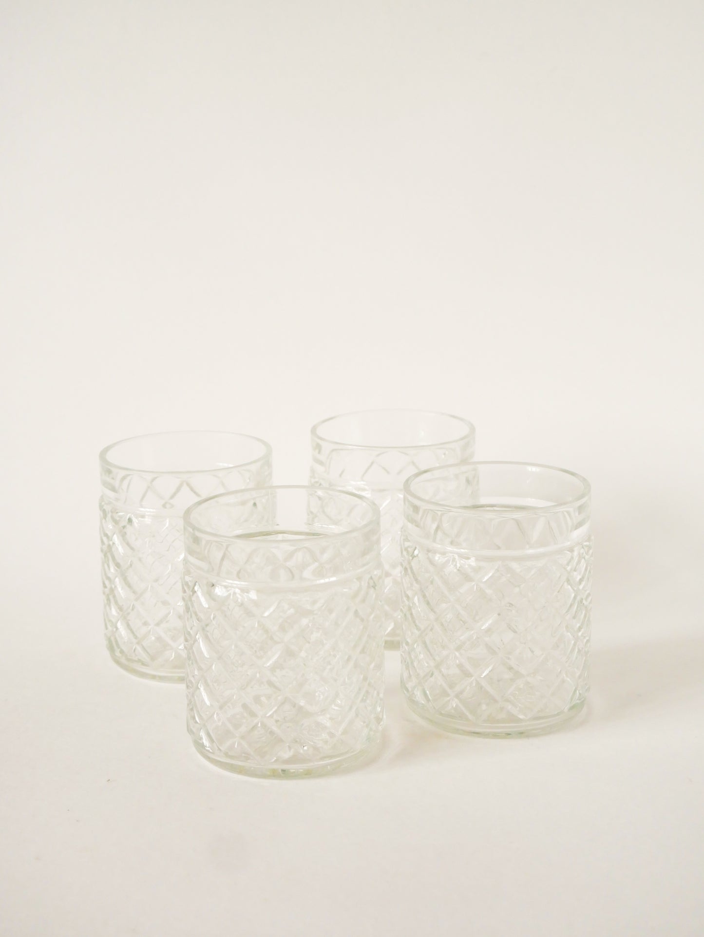 Ensemble de 4 verres à whisky facettés, 1970