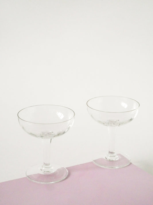 Ensemble de 5 coupes à champagne en cristal facetté, 1960