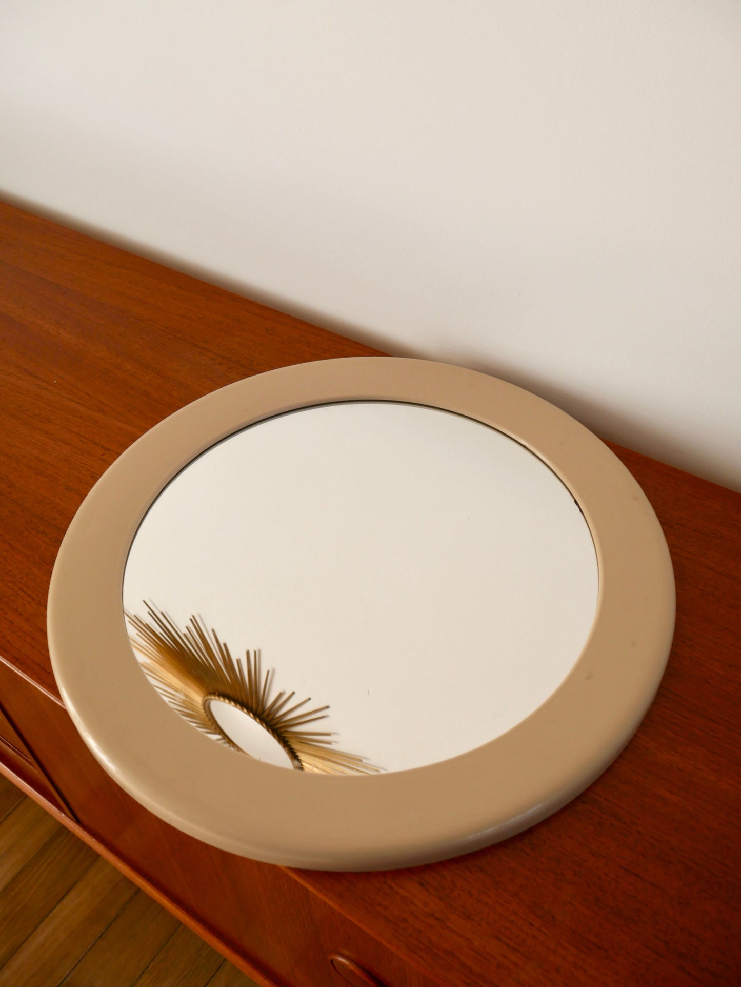 Miroir rond en plastique beige Syla Made in France années 70