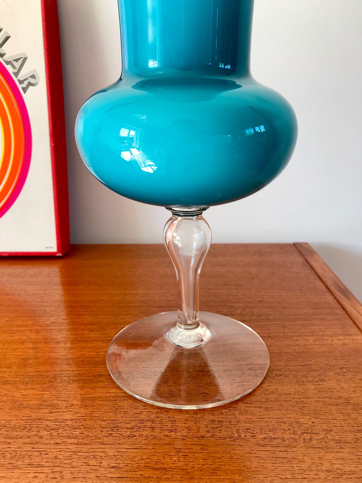 Grand vase en opaline bleu géant années 50-70