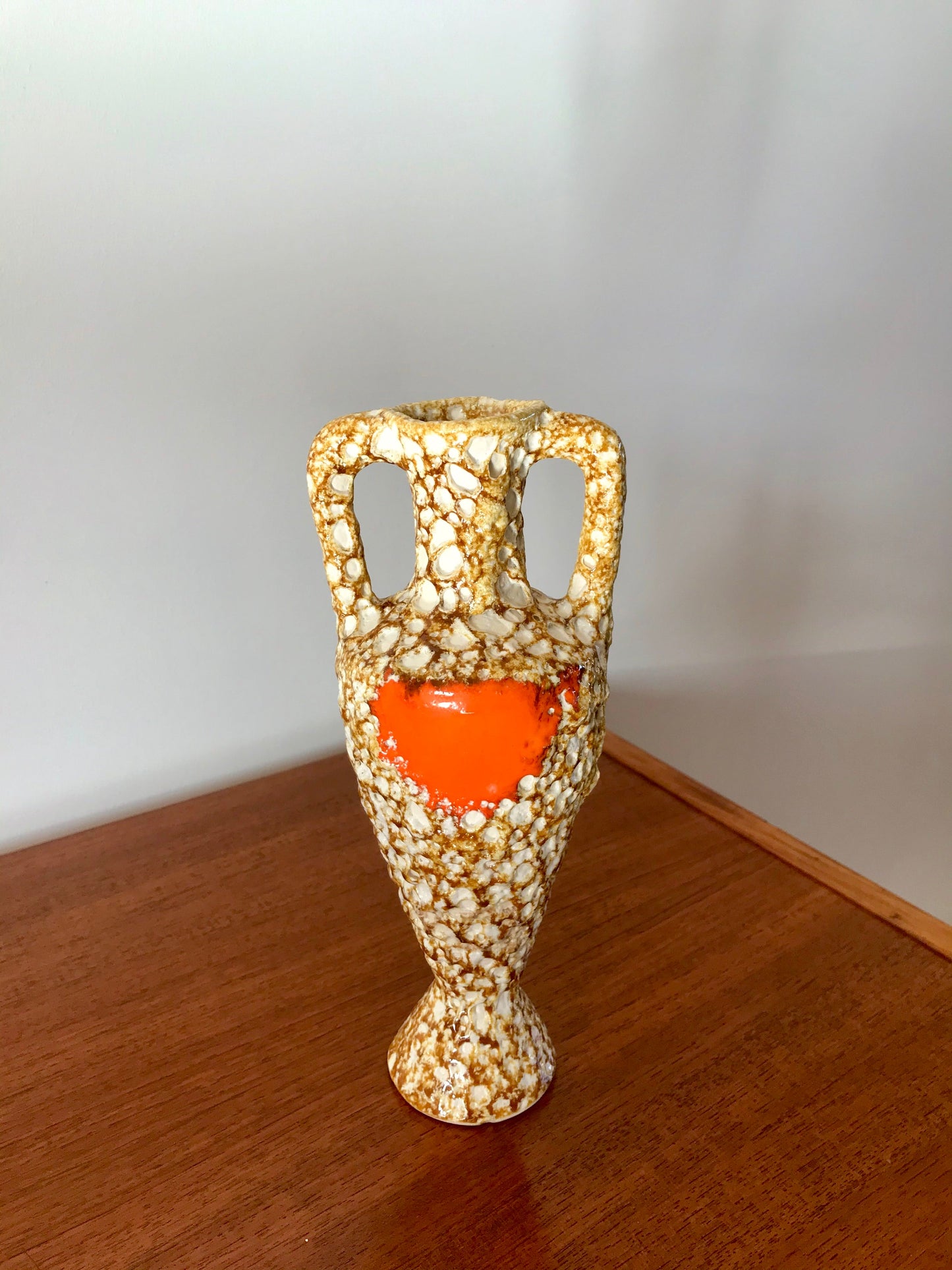 Vase en céramique Fat Lava beige et orange années 70