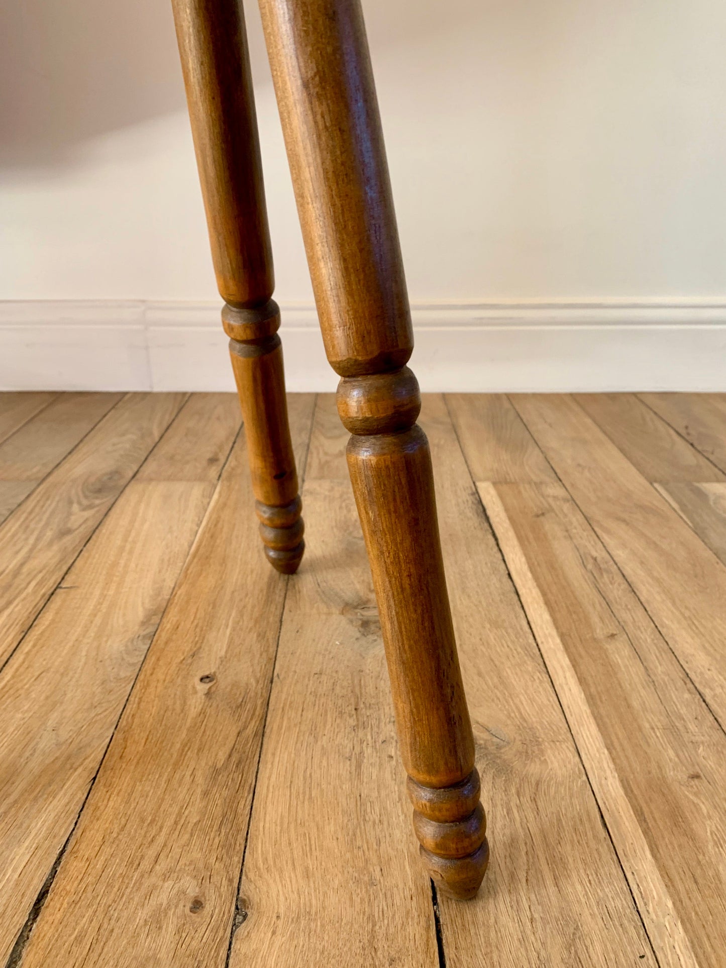 Tabouret bas en bois de hêtre effet bambou années 30-40