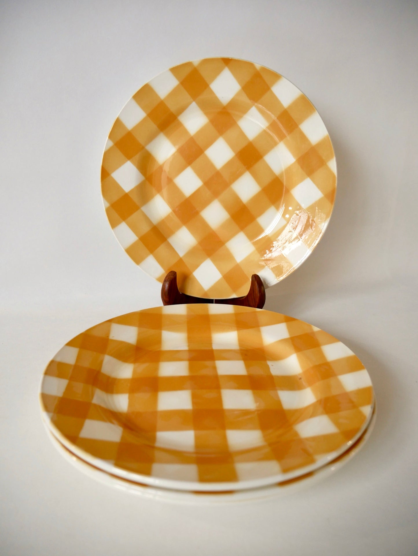 Lot de 4 assiettes plates Digoin Sarreguemines pour Kilt modèle "Écossais" jaune années 50