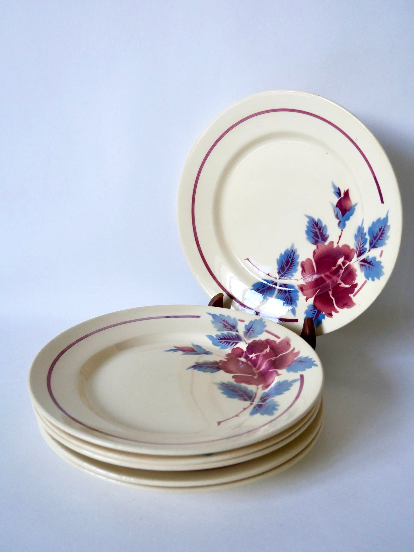 Lot de 6 assiettes plates beiges à fleurs roses Moulin des Loups années 40-50