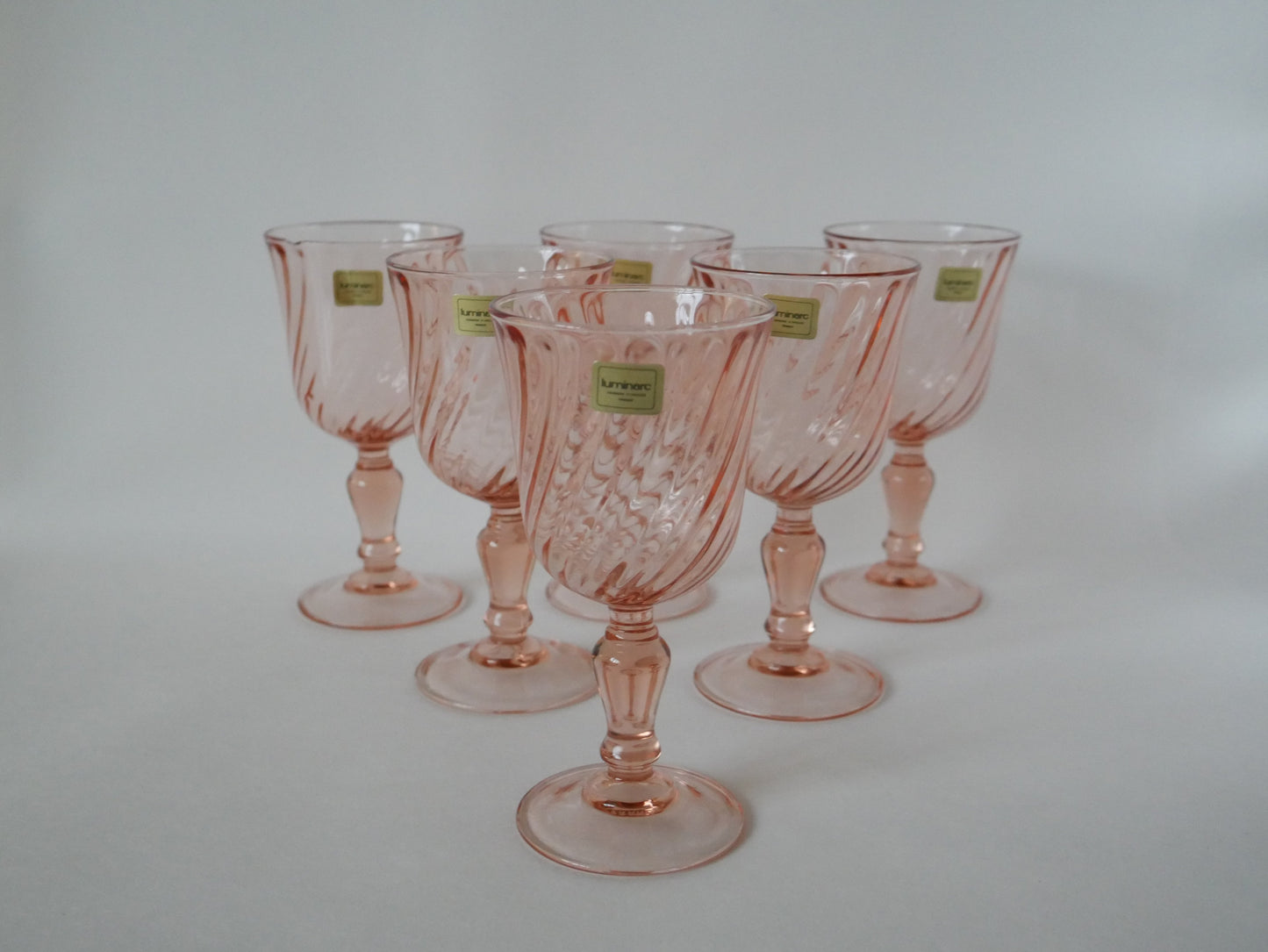 Ensemble de 6 verres à vin Rosaline Luminarc en verre rose facetté 18cl années 60