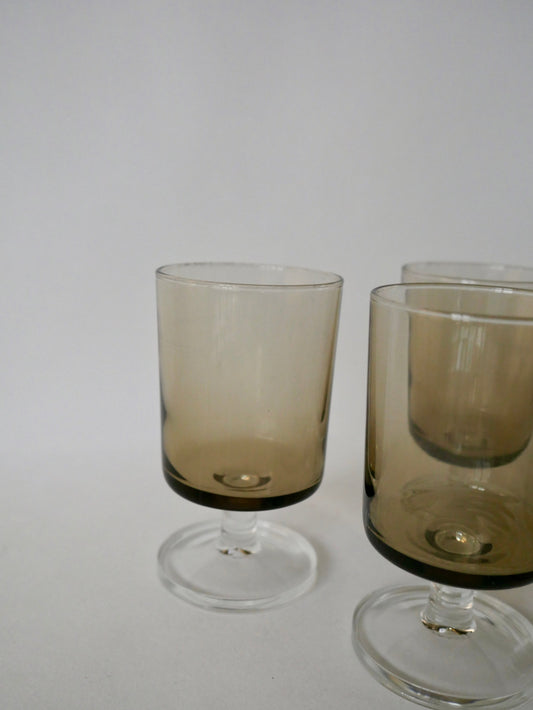 Lot de 6 verres à vin en verre fumé Luminarc années 70