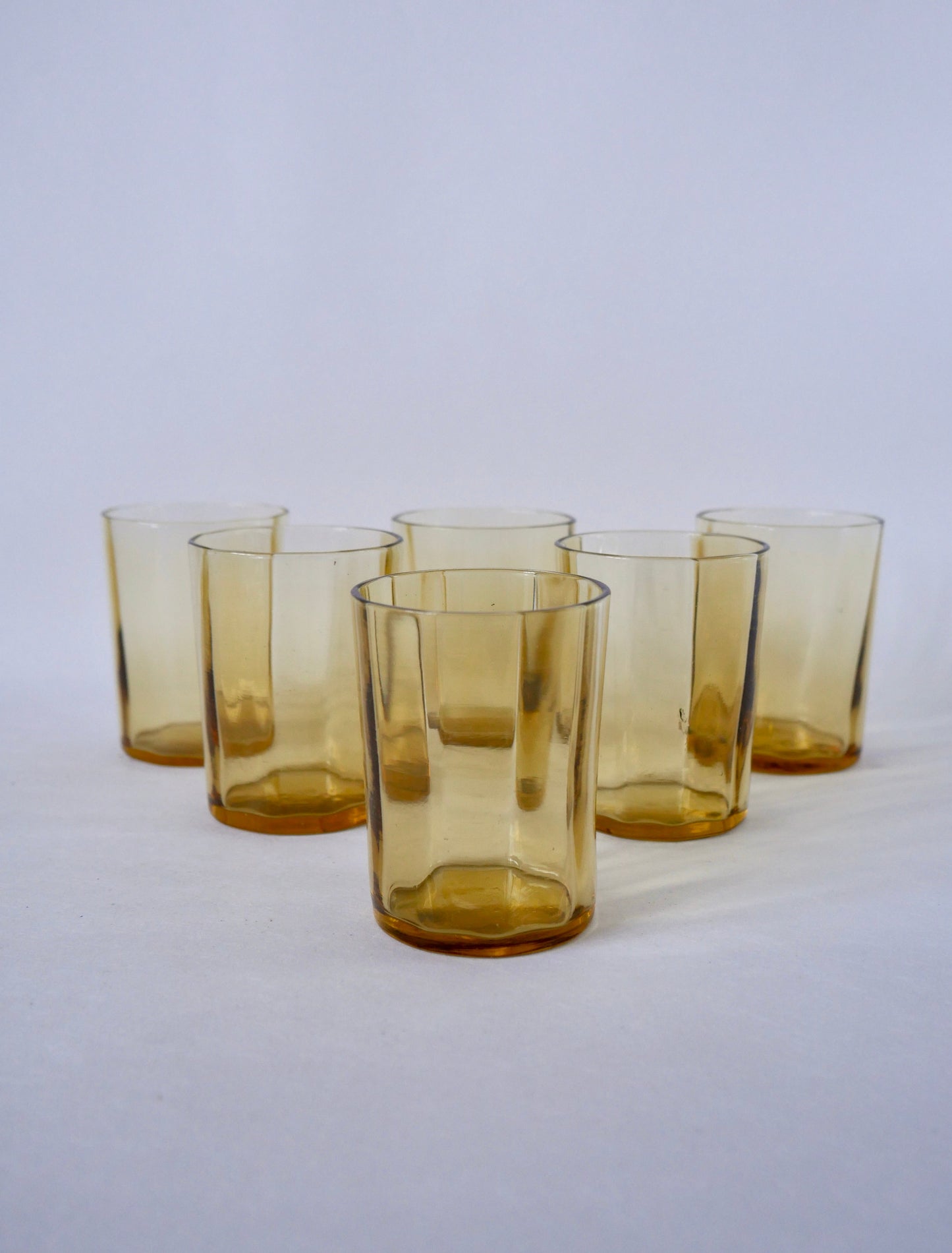 Lot de 6 verres à eau en verre jaune années 40-50