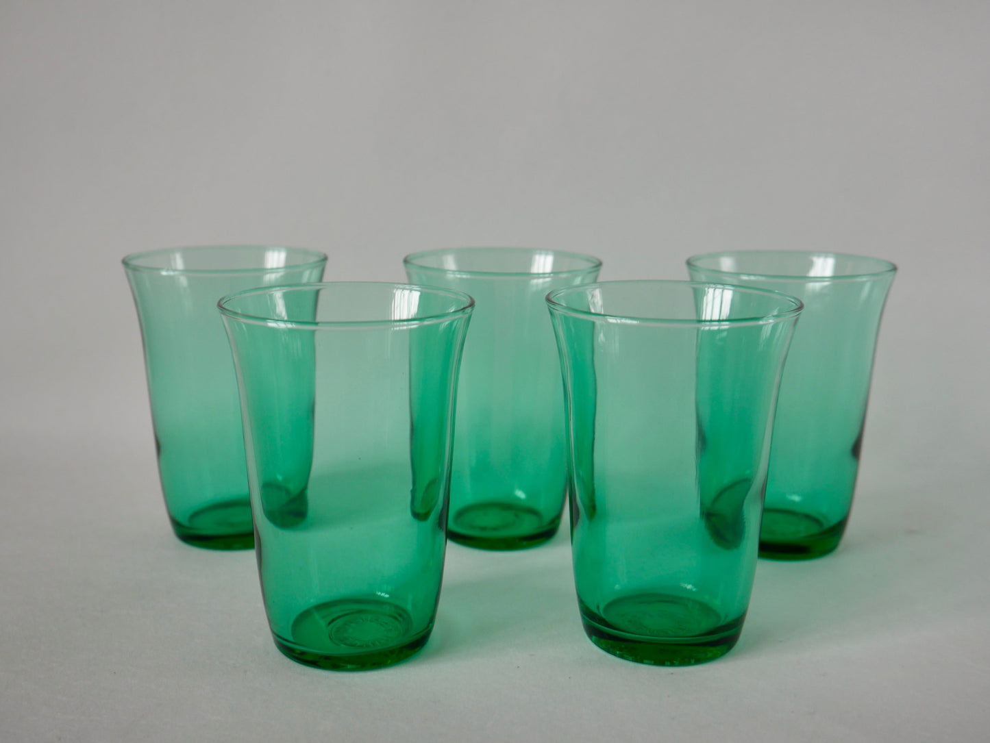 Lot de 5 verres à eau en verre vert made in France années 70